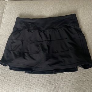 LuluLemon pace rival skort size 4